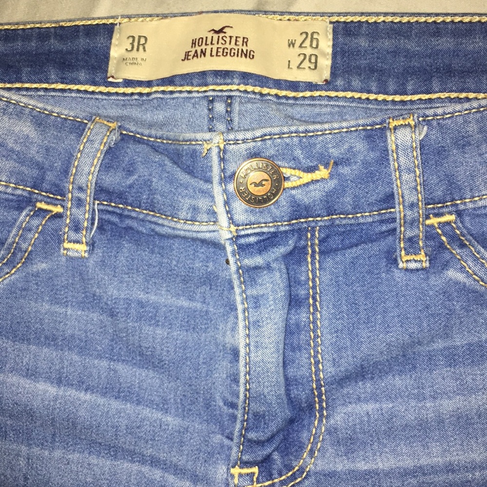 Hollister jeans! 😻